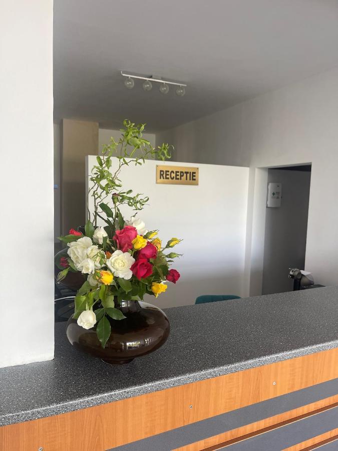 יופיטר Hotel Topaz מראה חיצוני תמונה