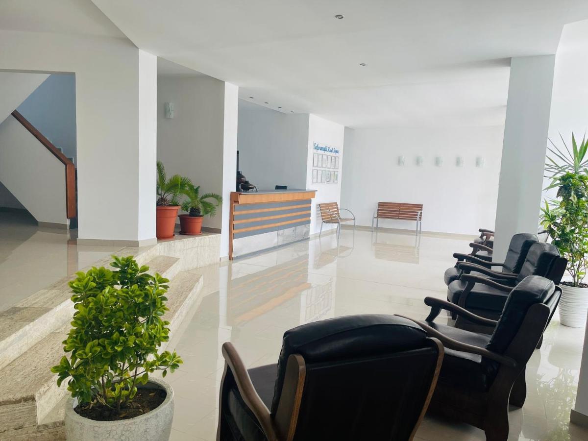 יופיטר Hotel Topaz מראה חיצוני תמונה